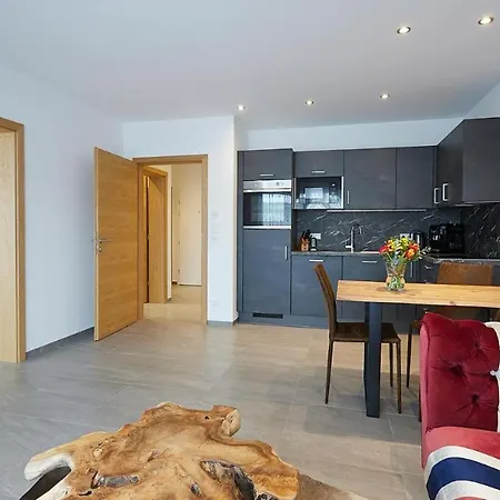 Daire Lina & Lejs Grobming